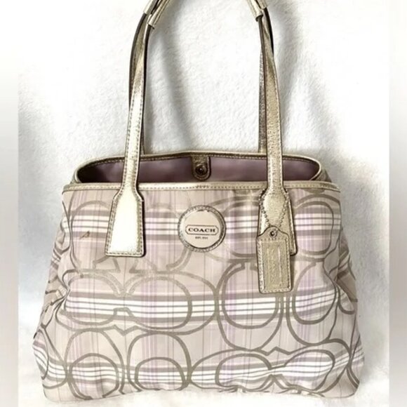 Coach Poppy Tartan Kiss lock shoulder bag Lavendar, Gold, Cream Triple Entry - Picture 2 of 8